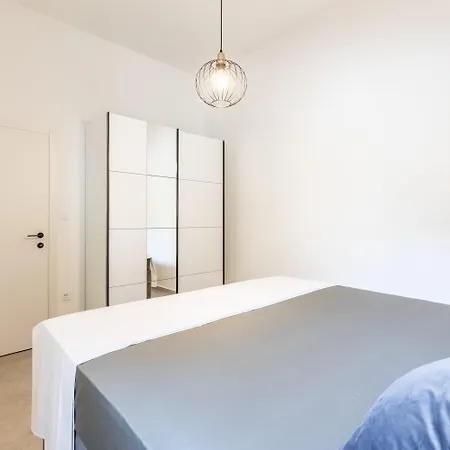 Sea Shore Apartment *