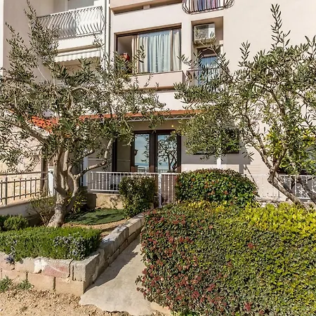 Sea Shore Apartment