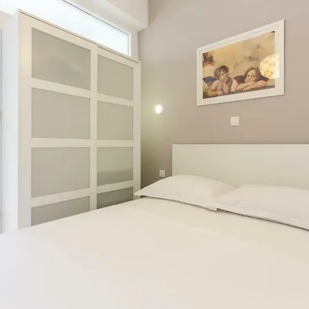 Sea Shore Apartment *